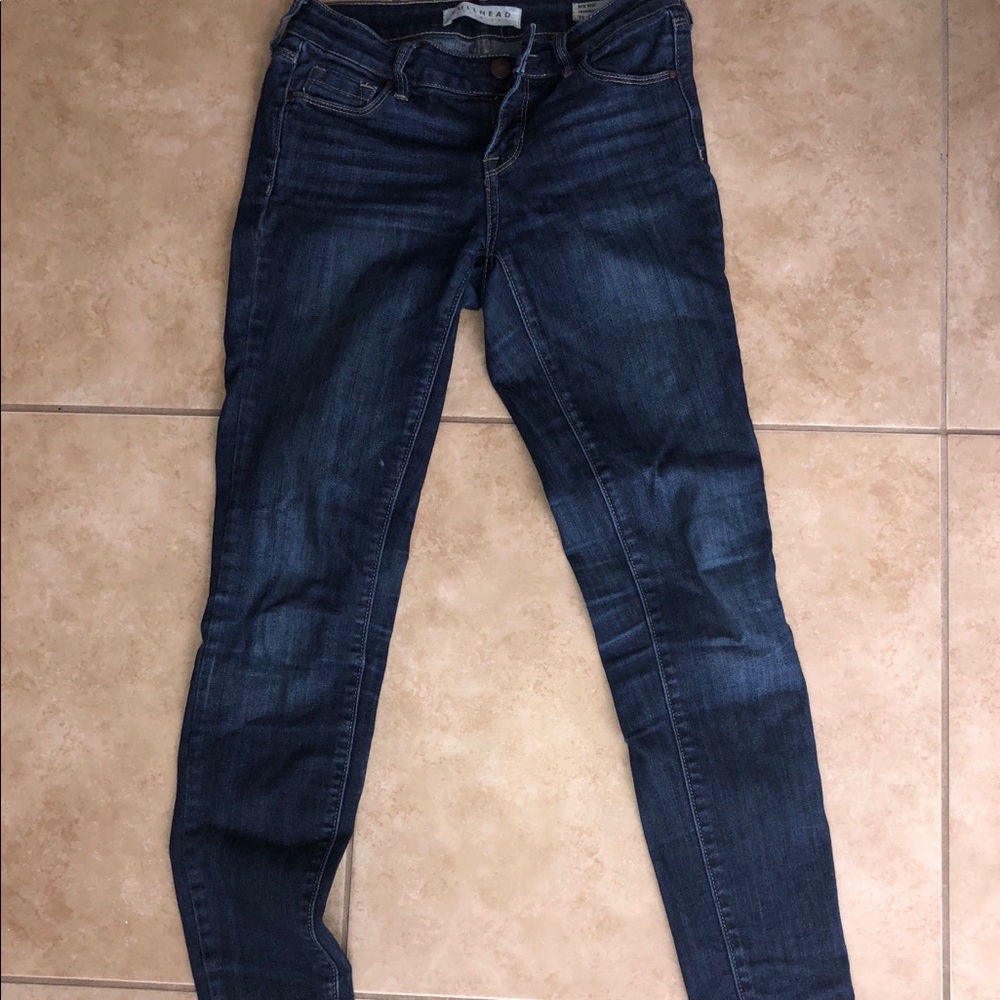 Bullhead blue jeans
